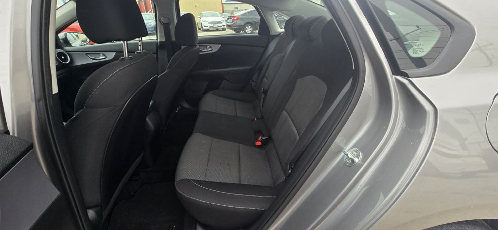 2022 Kia Forte Image 17