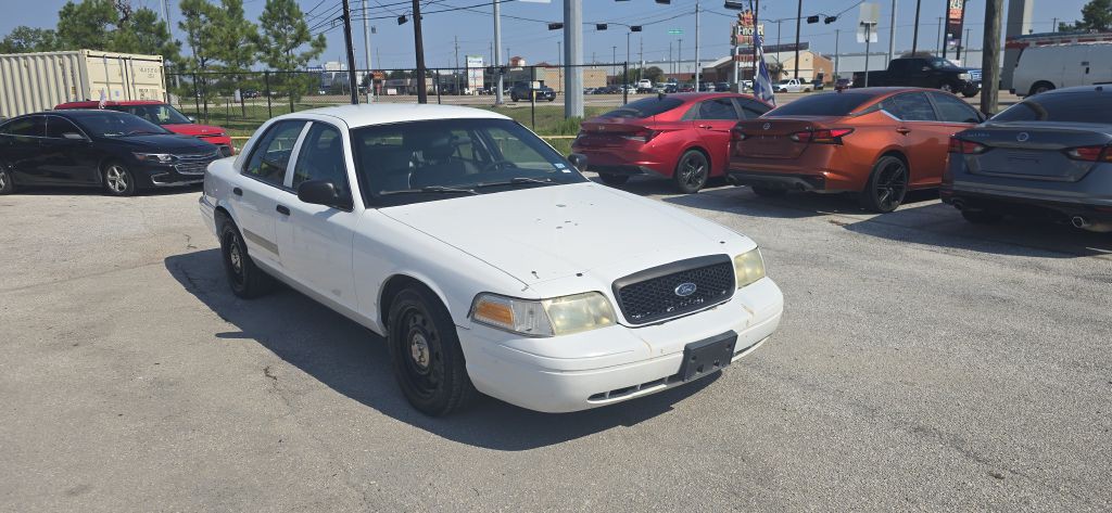 2010 Ford Crown Victoria Image 11