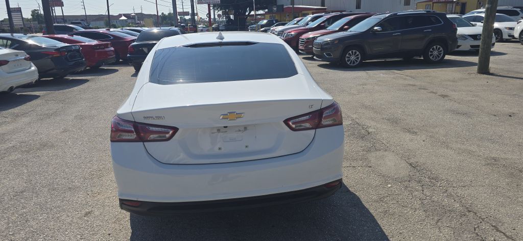 2020 Chevrolet Malibu Image 8