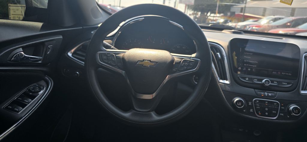 2020 Chevrolet Malibu Image 14
