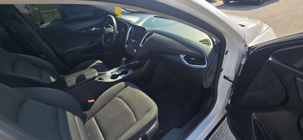 2020 Chevrolet Malibu Image 23