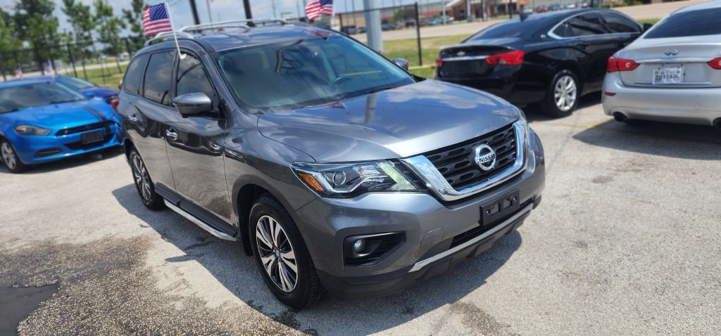2017 Nissan Pathfinder Image 13