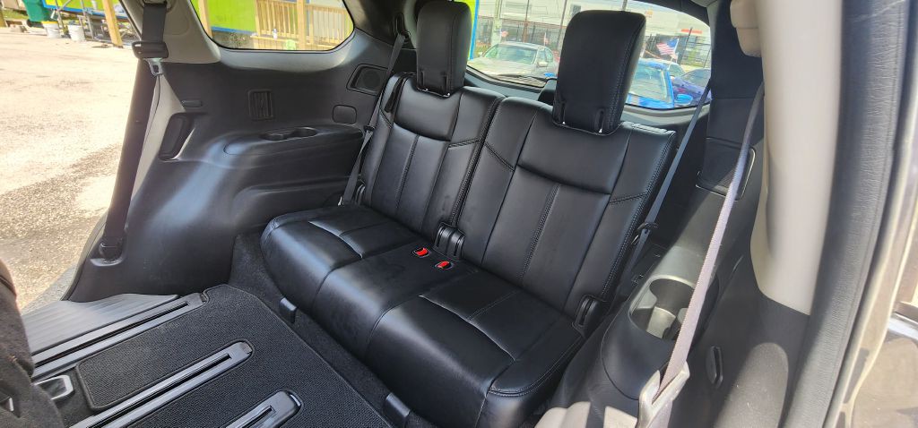 2017 Nissan Pathfinder Image 22