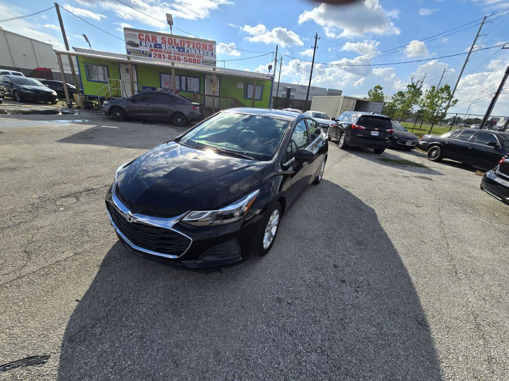 2019 Chevrolet Cruze Image 4