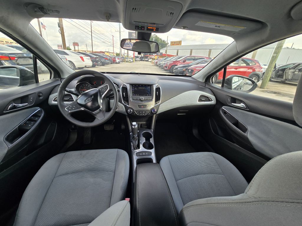 2019 Chevrolet Cruze Image 12