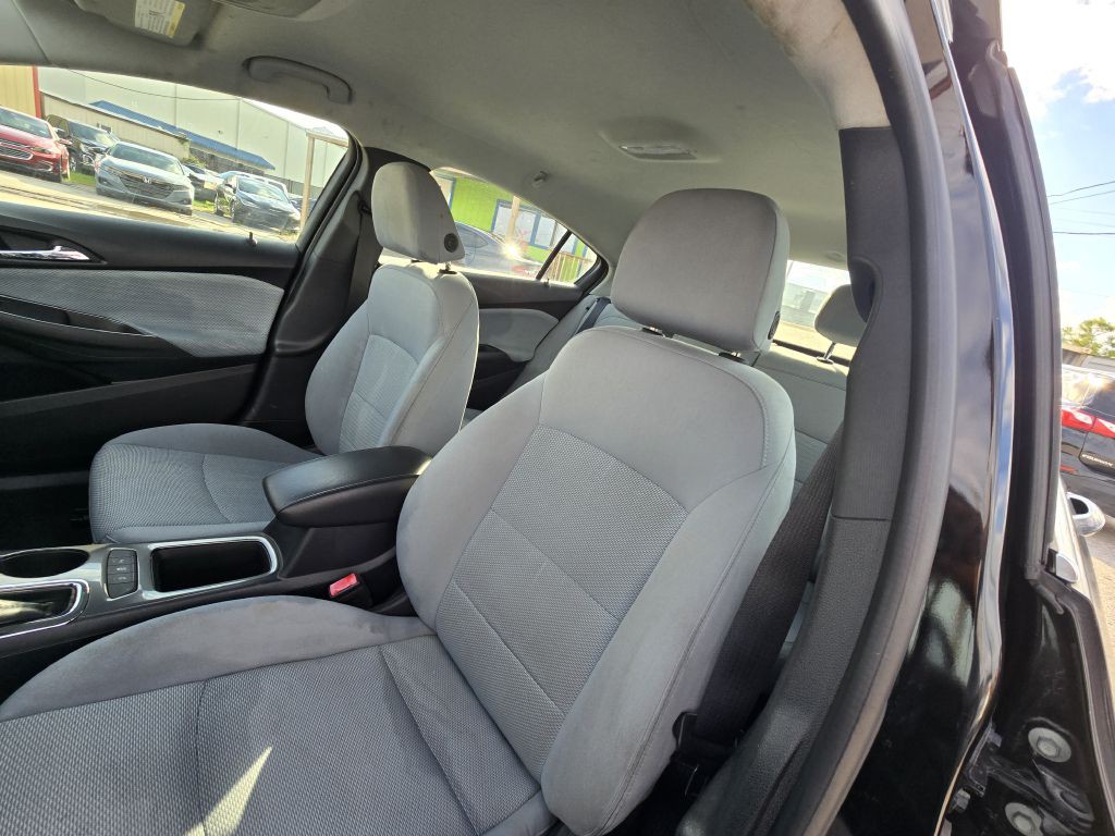 2019 Chevrolet Cruze Image 20