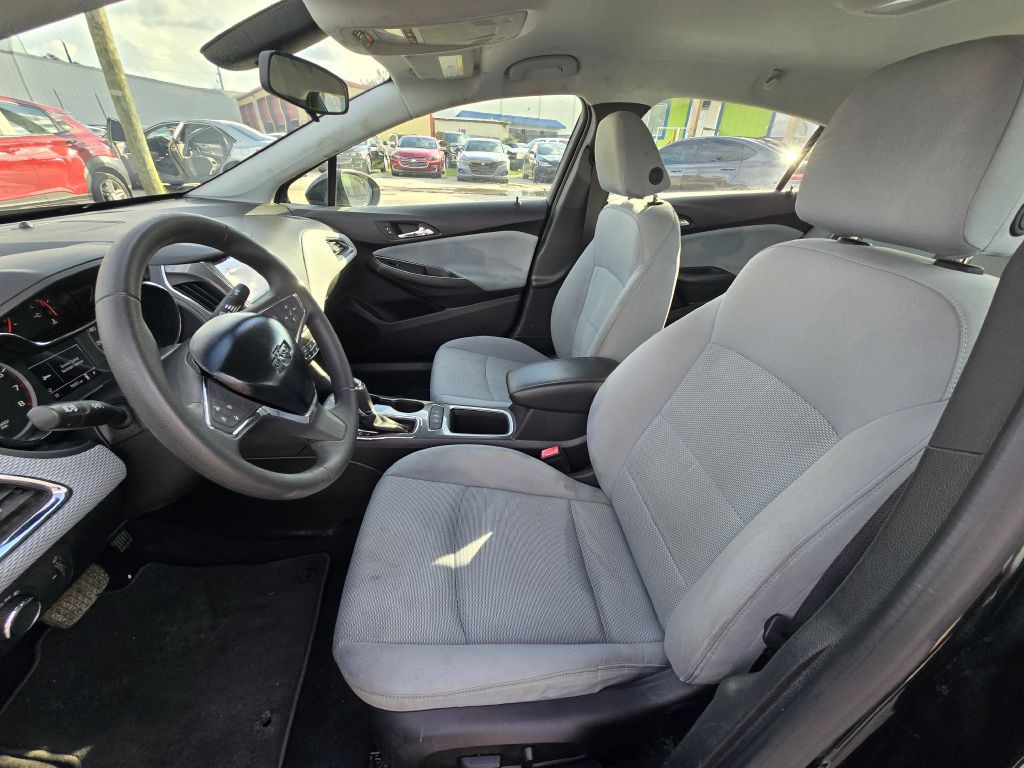 2019 Chevrolet Cruze Image 22