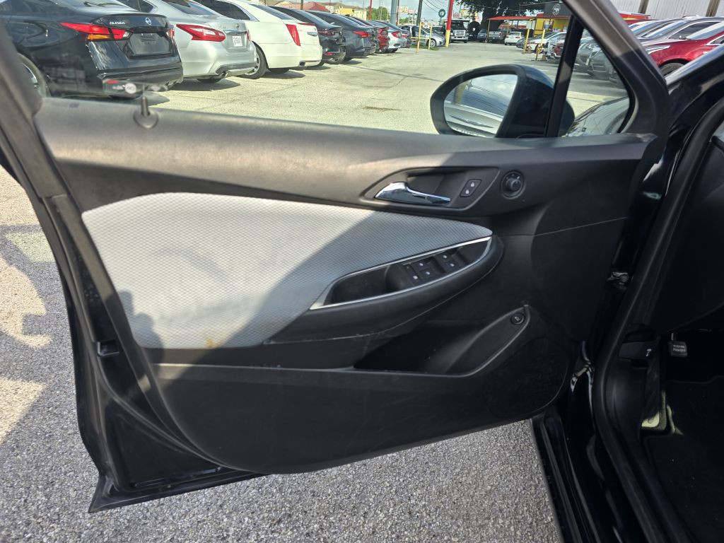 2019 Chevrolet Cruze Image 24