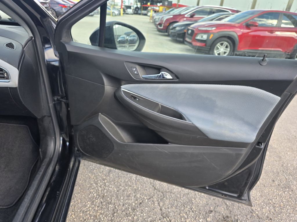 2019 Chevrolet Cruze Image 25