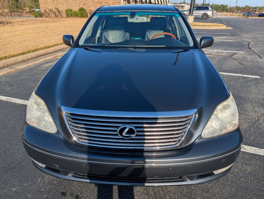 2005 Lexus LS Image 11