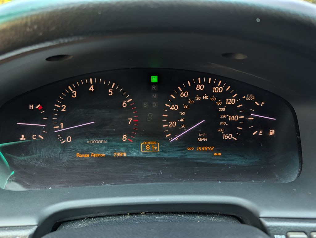 2005 Lexus LS Image 19