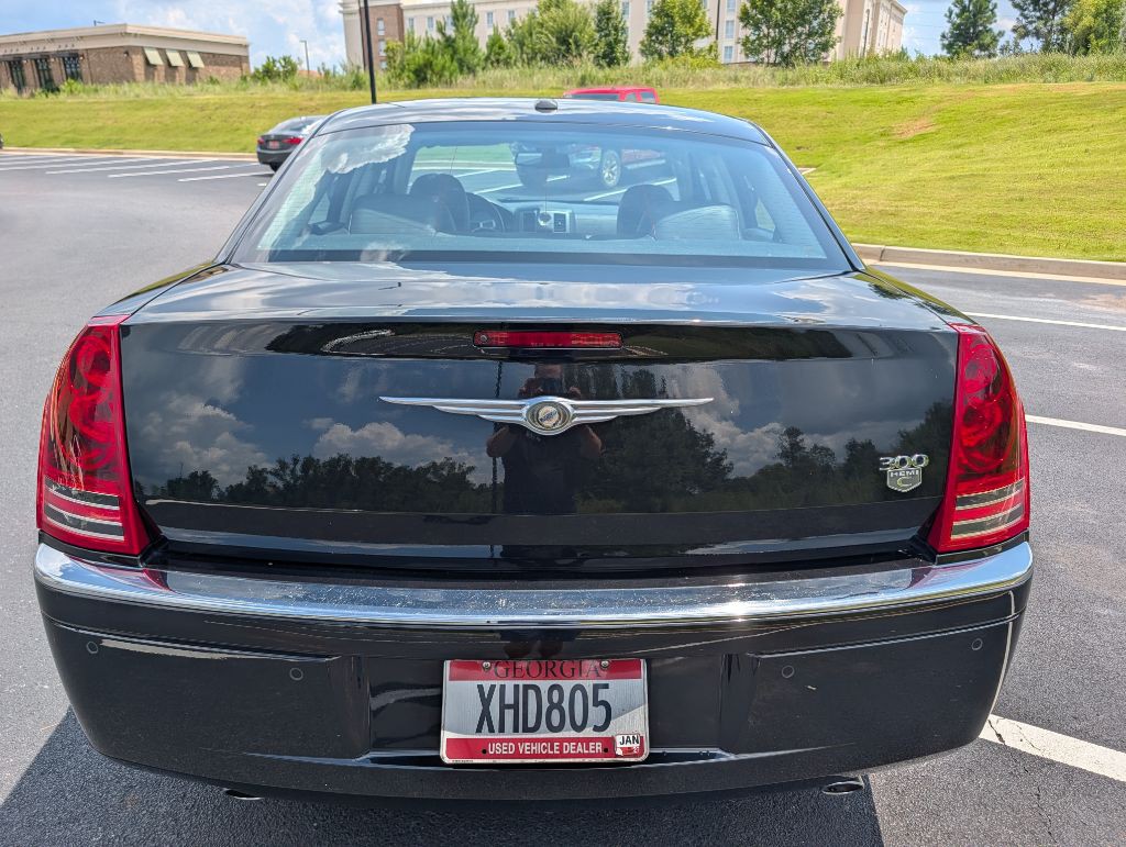 2010 Chrysler 300 Image 9