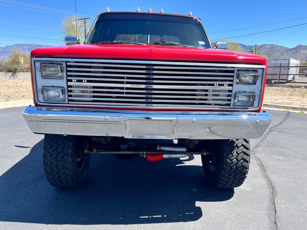 1988 Chevrolet V30 Image 9