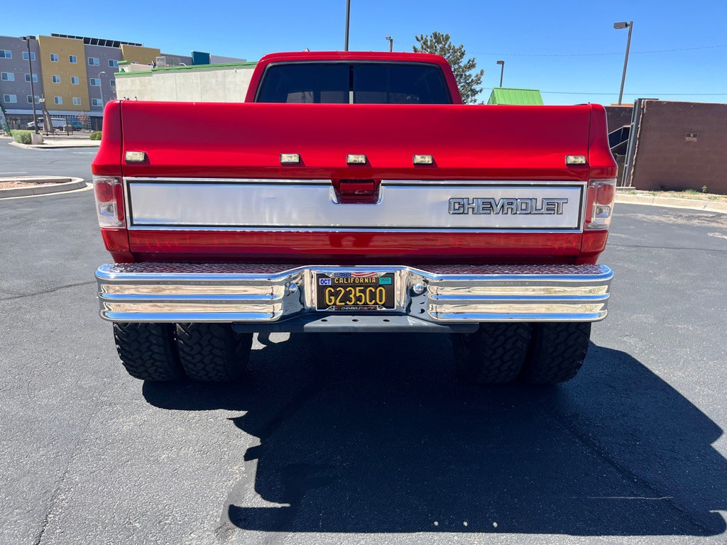 1988 Chevrolet V30 Image 7