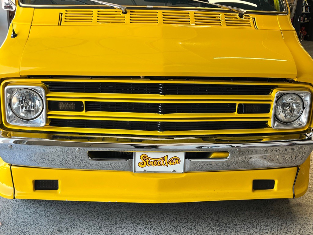 1977 Dodge Tradesman Image 11