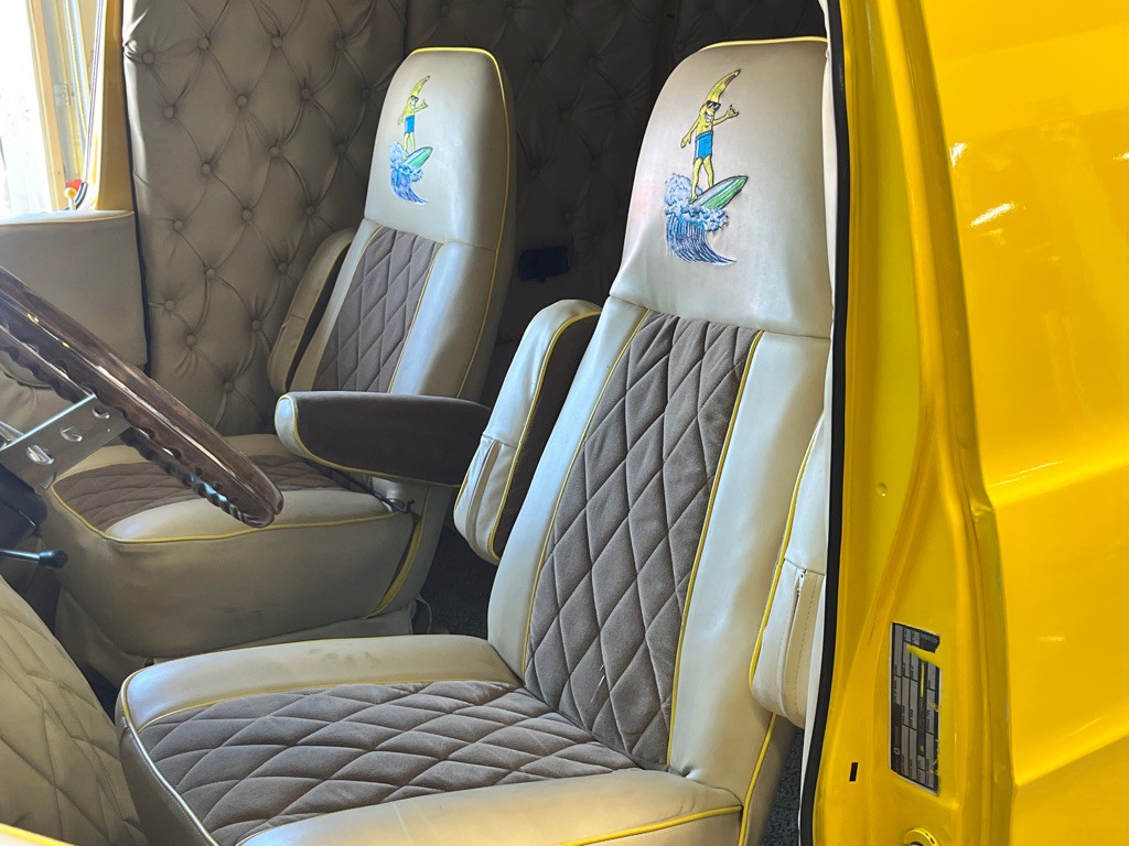 1977 Dodge Tradesman Image 20