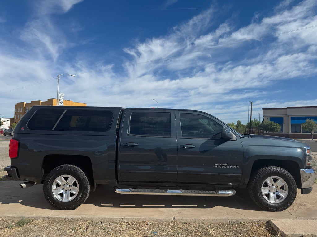 2018 Chevrolet Silverado 1500 Image 2