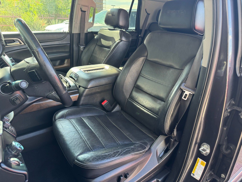 2018 GMC Yukon Image 11
