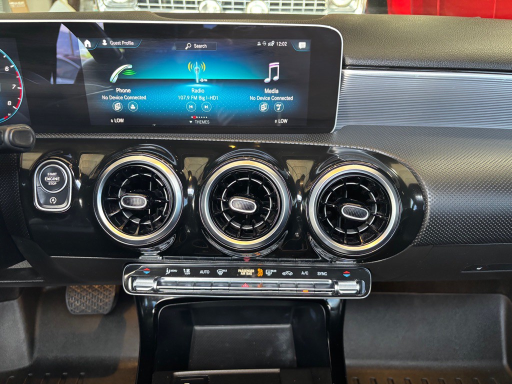 2020 Mercedes-Benz A Image 15