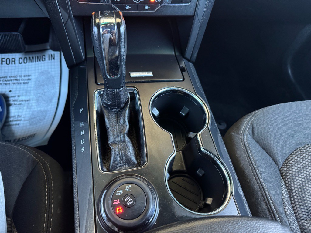 2017 Ford Explorer Image 18