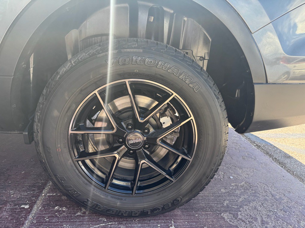 2017 Ford Explorer Image 20