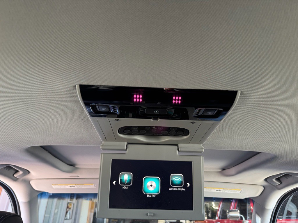 2017 GMC Yukon Image 17