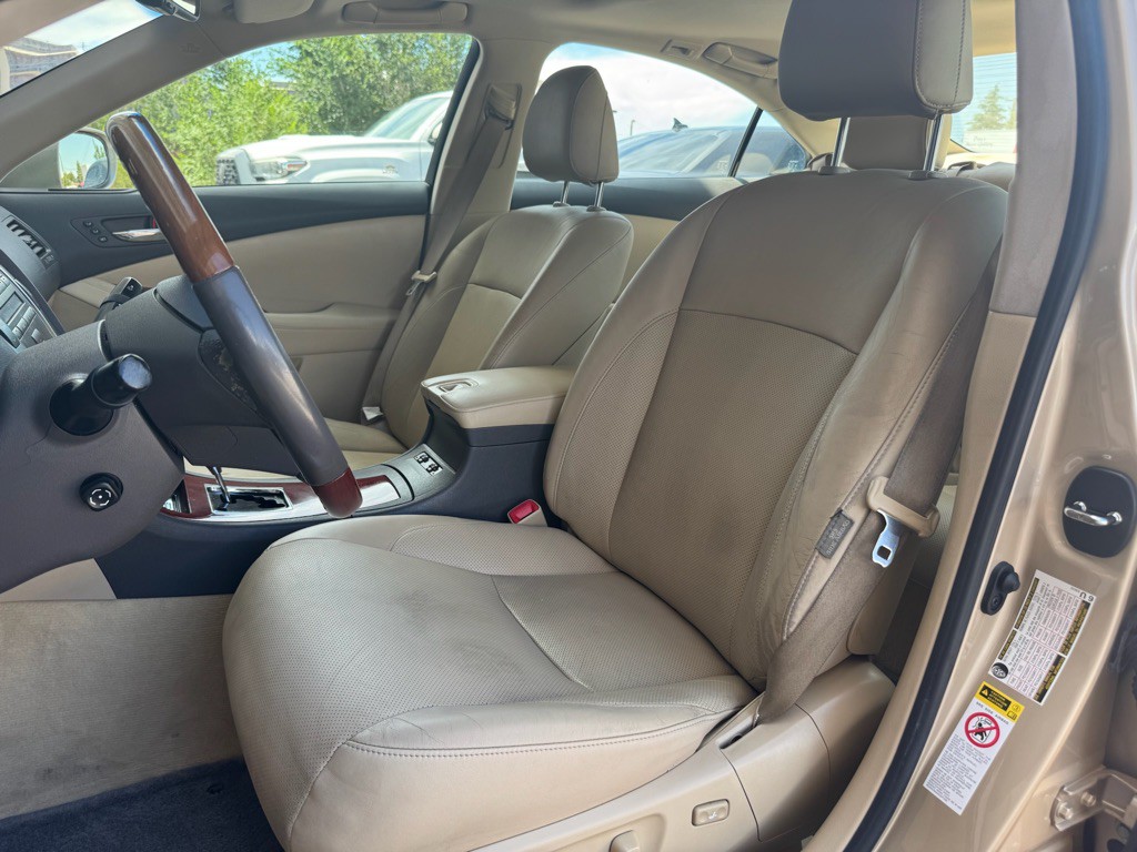 2009 Lexus ES Image 10