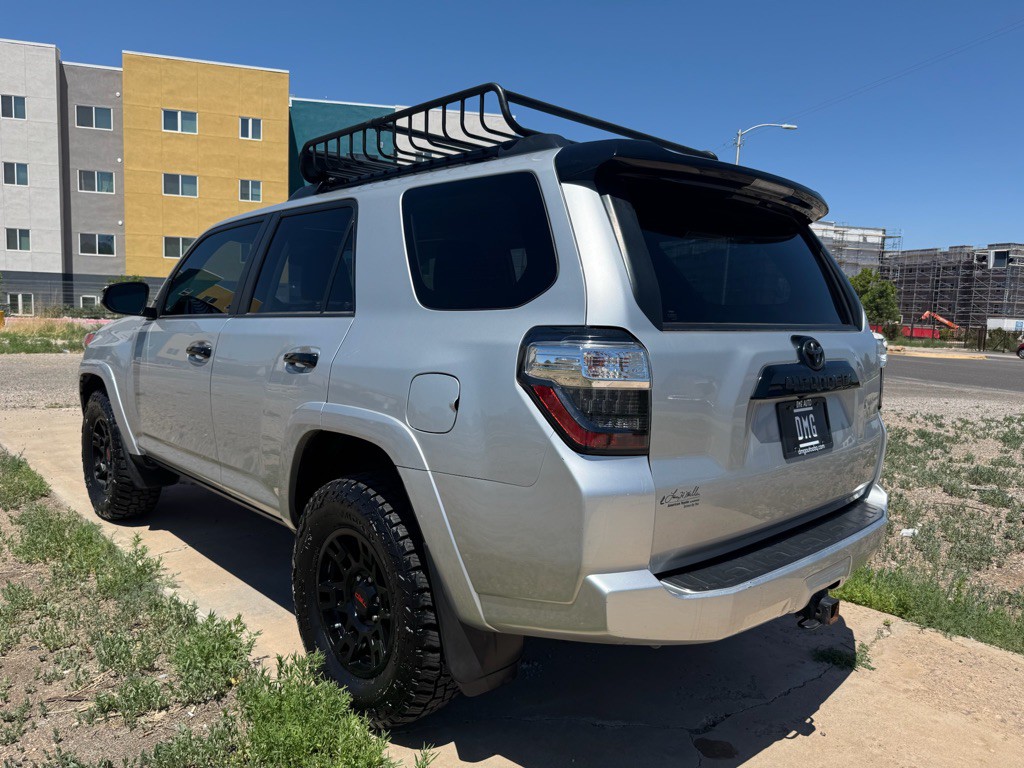 2021 Toyota 4Runner Image 7