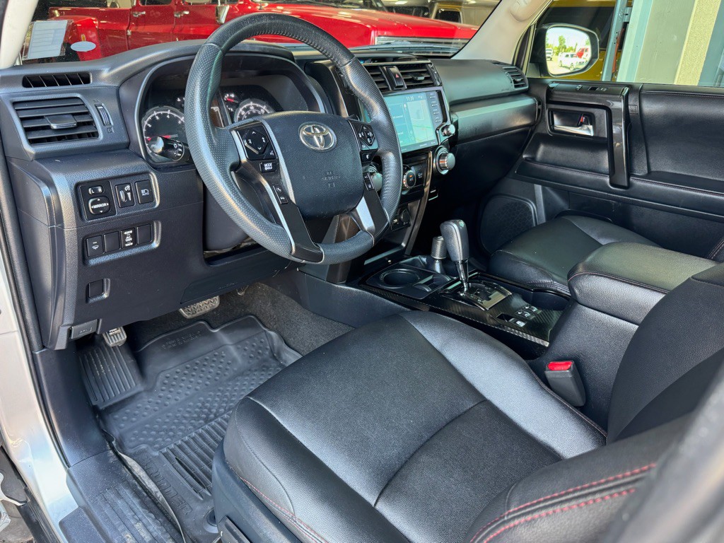 2021 Toyota 4Runner Image 9