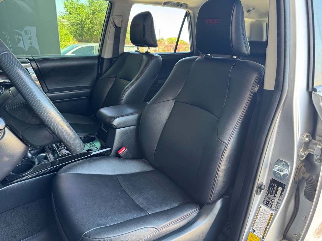 2021 Toyota 4Runner Image 10