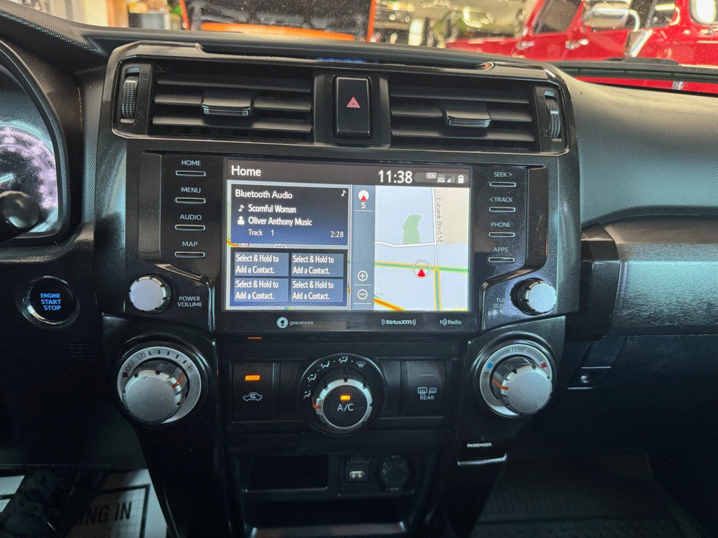 2021 Toyota 4Runner Image 15