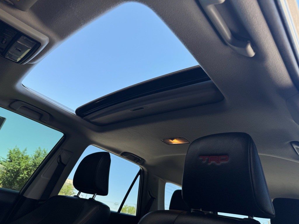 2021 Toyota 4Runner Image 19