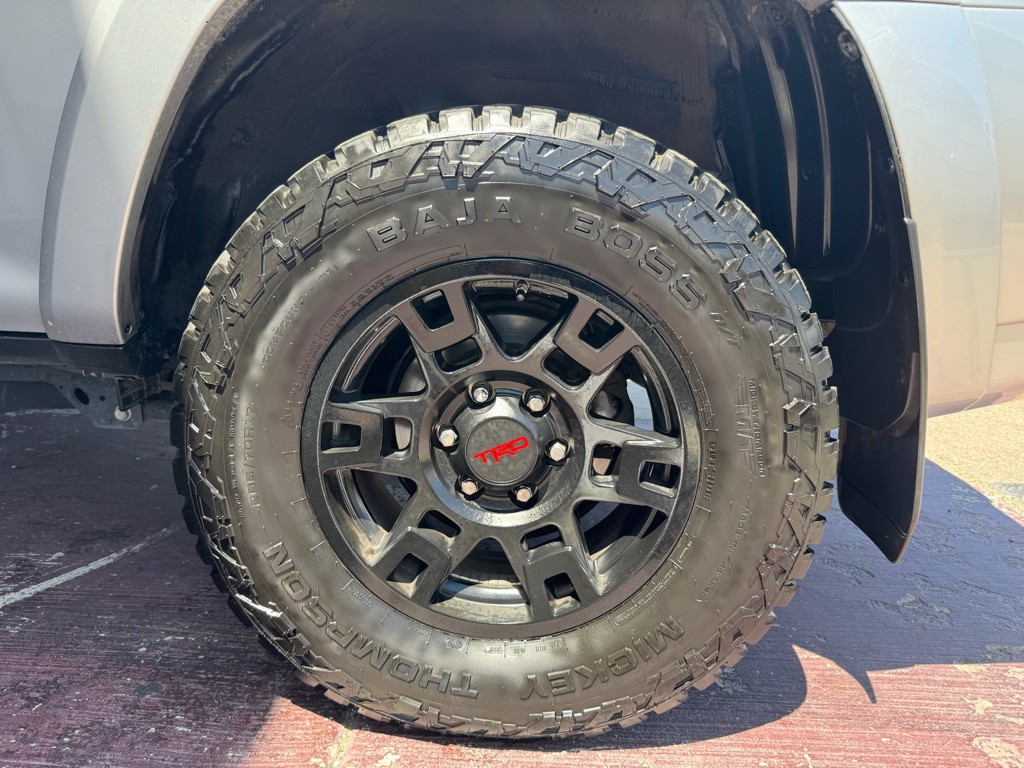 2021 Toyota 4Runner Image 22