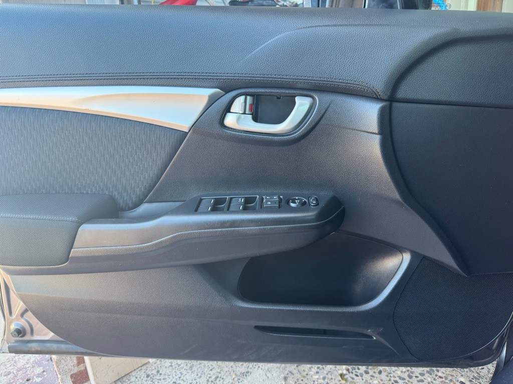 2014 Honda Civic Image 37