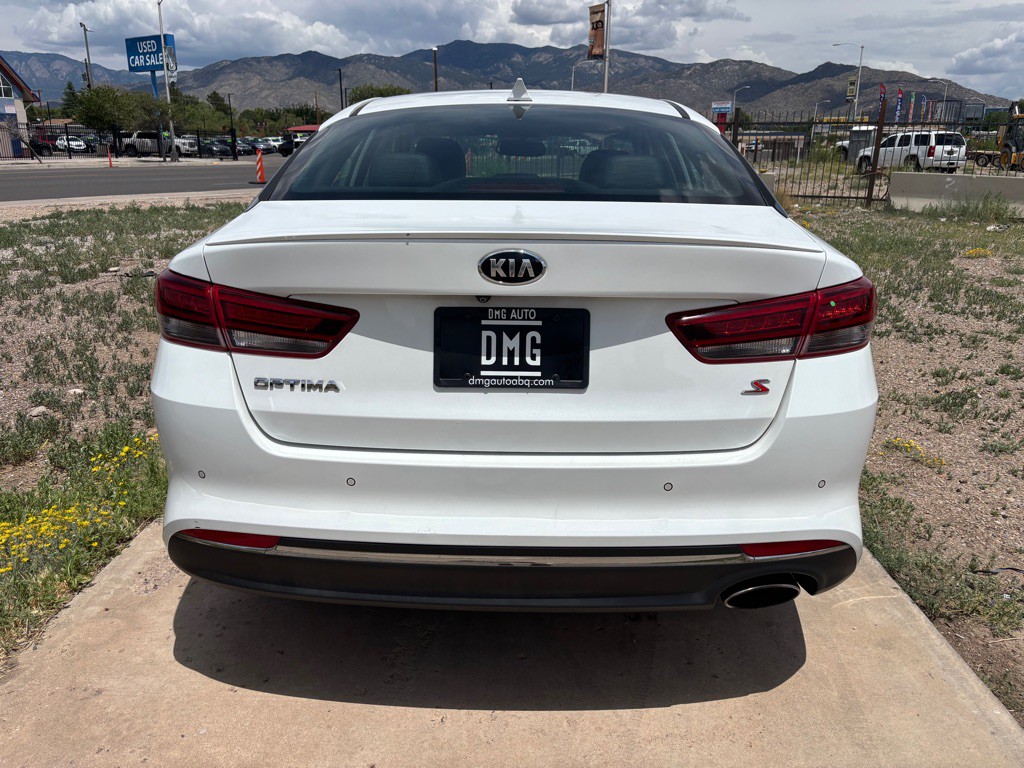 2018 Kia Optima Image 8