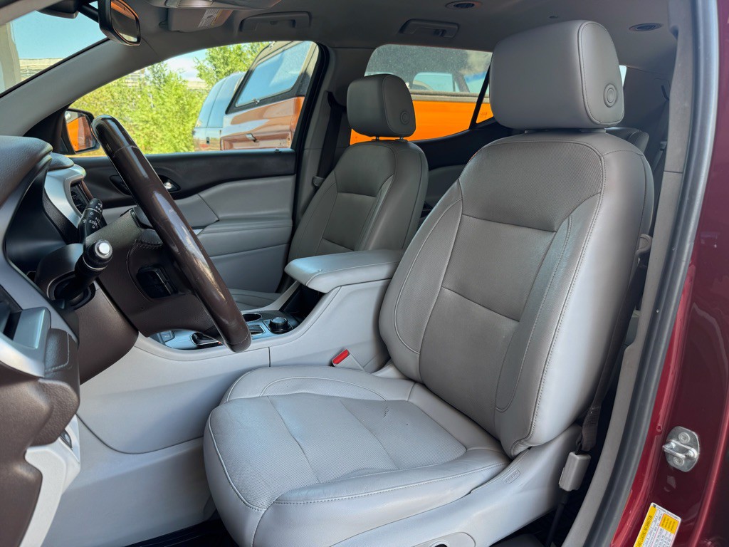 2018 GMC Acadia Image 10