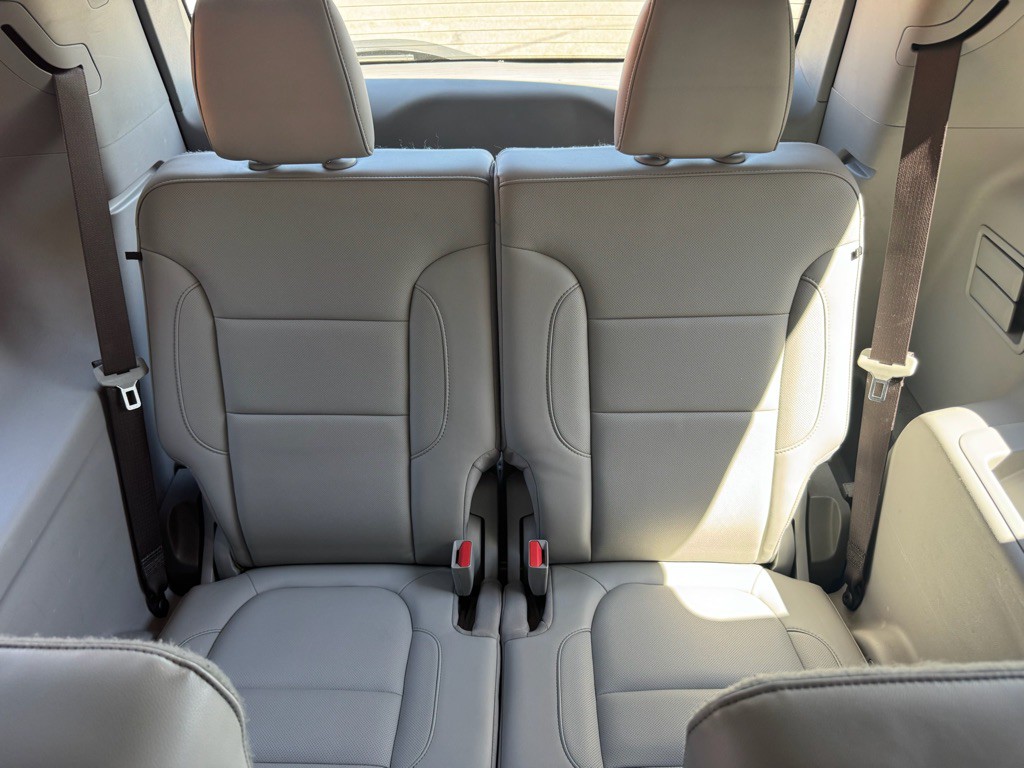 2018 GMC Acadia Image 12
