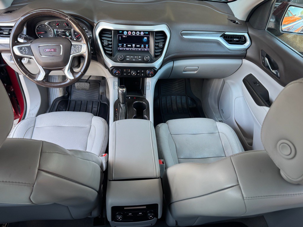 2018 GMC Acadia Image 17