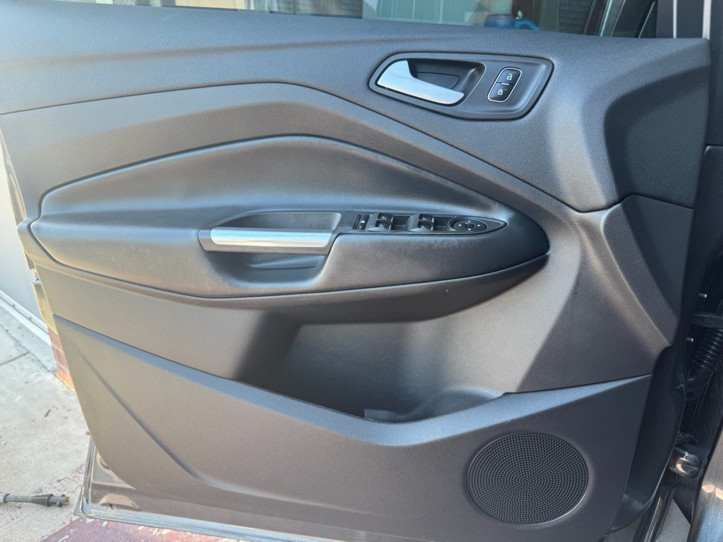 2019 Ford Escape Image 17