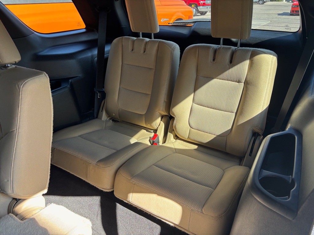 2017 Ford Explorer Image 12