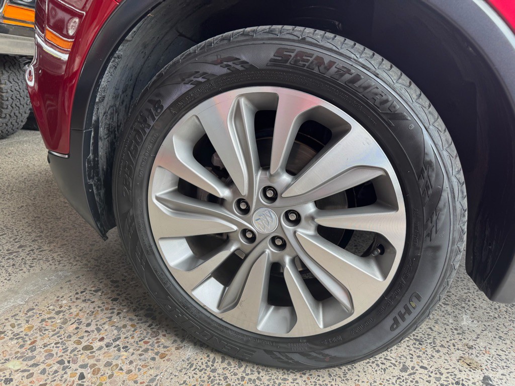 2019 Buick Enclave Image 16