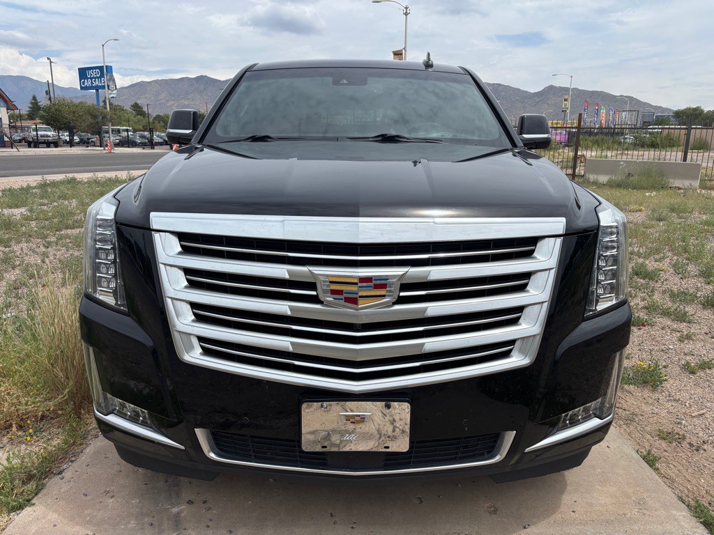 2016 Cadillac Escalade Image 4