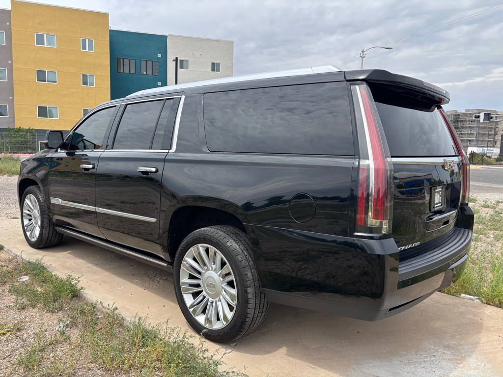 2016 Cadillac Escalade Image 7