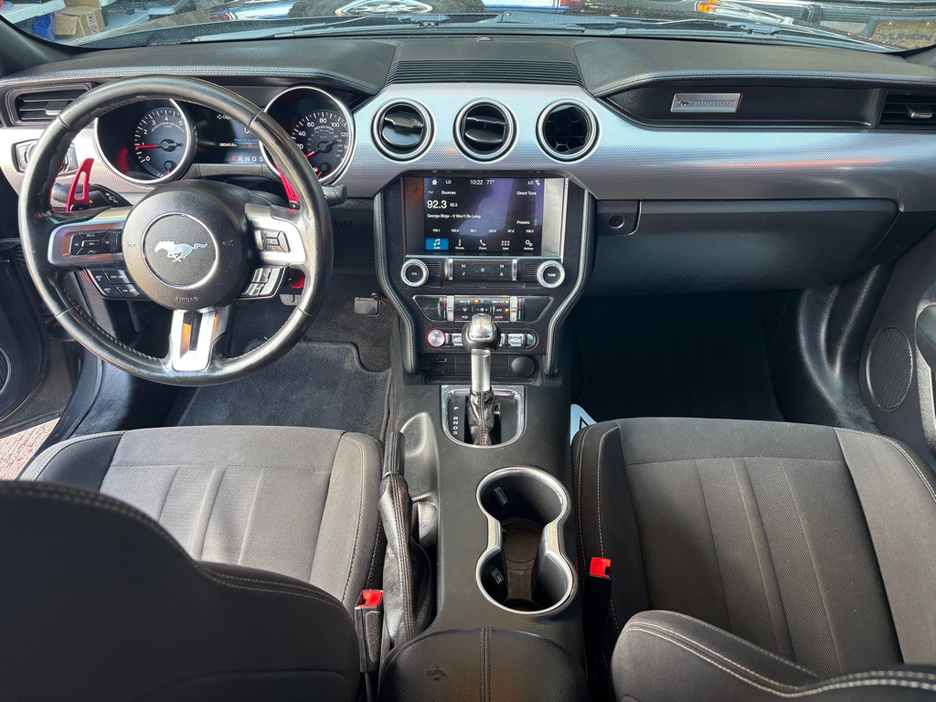 2018 Ford Mustang Image 16