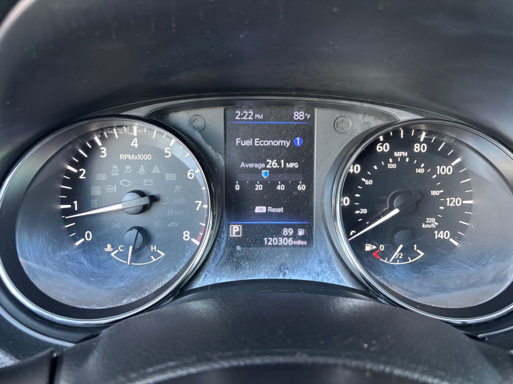 2018 Nissan Rogue Image 13