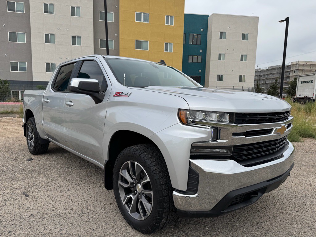 2021 Chevrolet Silverado 1500 Image 1