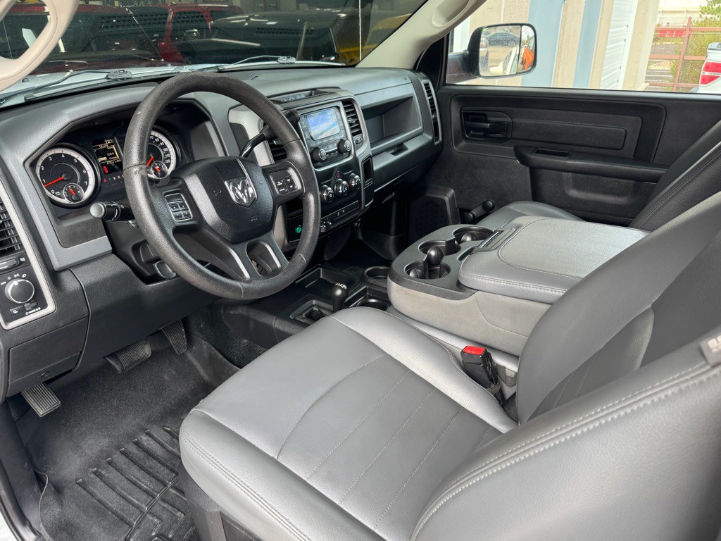 2016 RAM 3500 Image 10