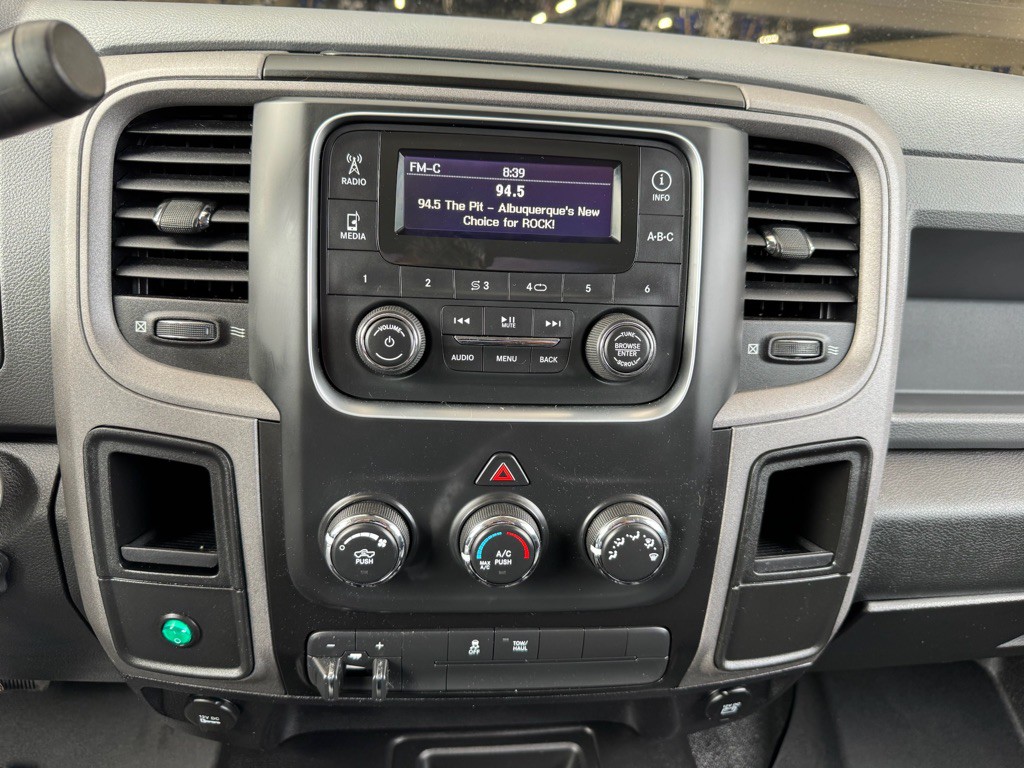 2016 RAM 3500 Image 13