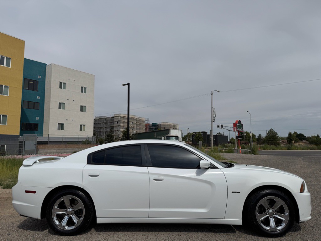 2014 Dodge Charger Image 2