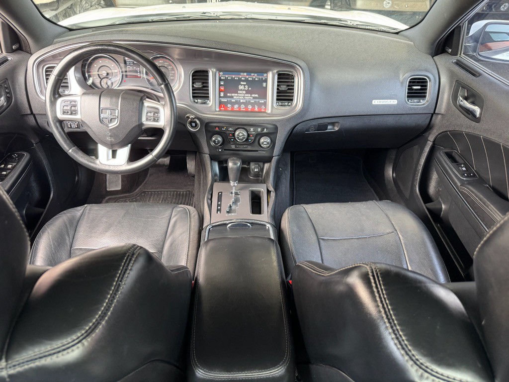 2014 Dodge Charger Image 16